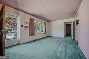 406 Durso Dr, Newark, DE 19711 - Photo 6