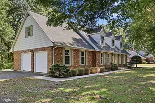 309 Caravel Dr, Bear, DE 19701 - Photo 2