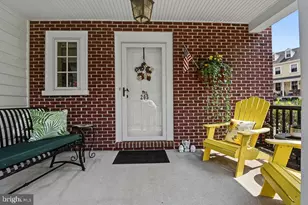 205 Phillips Mill Ln, Newark, DE 19711 - Photo 2