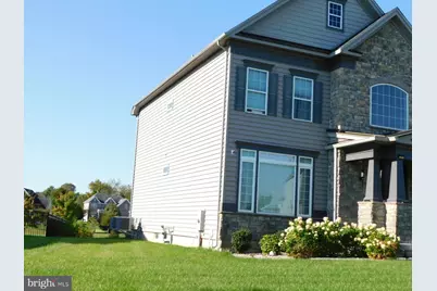 906 Melissa Court, New Castle, DE 19720 - Photo 4