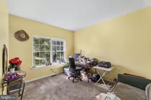 327 Meadow Glen Dr, Bear, DE 19701 - Photo 18