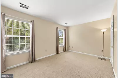 8 Woodfield Drive, Claymont, DE 19703 - Photo 22