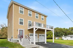 84 Washington St, Delaware City, DE 19706 - Photo 2
