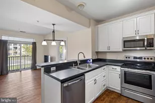 1000 Fountainview Cir, Newark, DE 19713 - Photo 2