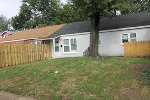 114 Lambson Ln, New Castle, DE 19720 - Photo 2