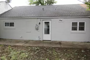 114 Lambson Ln, New Castle, DE 19720 - Photo 4