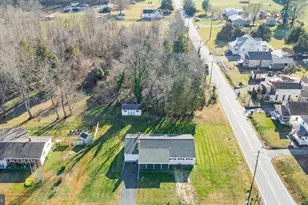 8 Iler Ln, Chesapeake City, MD 21915 - Photo 4