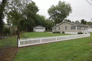 21 Hacks Point Rd, Earleville, MD 21919 - Photo 2