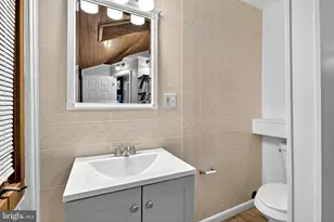 110 Delaware Ave, Elkton, MD 21921 - Photo 18