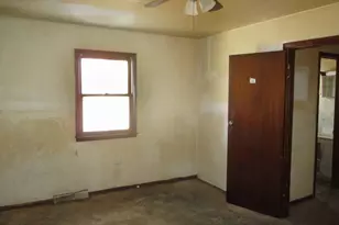 211 Greenwood St, Elkton, MD 21921 - Photo 2