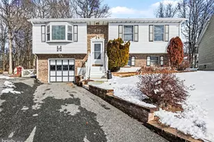 210 Bruce Ct, Elkton, MD 21921 - Photo 2