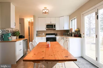 105 W Village Road, Elkton, MD 21921 - Photo 8