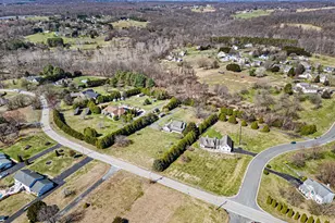 39 Long Dr, Elkton, MD 21921 - Photo 2