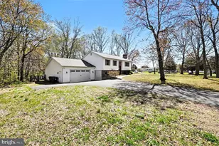 107 White Pine Cir, Elkton, MD 21921 - Photo 2