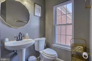 204 Magnolia Dr, Elkton, MD 21921 - Photo 10