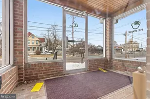 212 W Main St, Elkton, MD 21921 - Photo 2