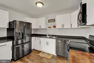 247 Locust Ln, Elkton, MD 21921 - Photo 2