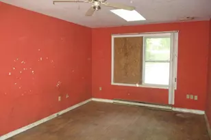 49 Crestwood Dr, Elkton, MD 21921 - Photo 2