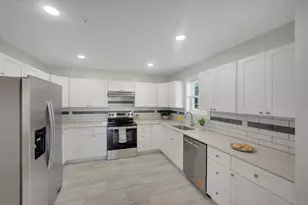 322 E Cecil Ave, North East, MD 21901 - Photo 4
