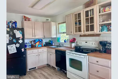 307 E Village Road, Elkton, MD 21921 - Photo 4