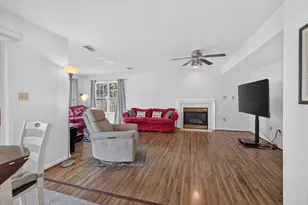 77 Chestnut Dr, Elkton, MD 21921 - Photo 10
