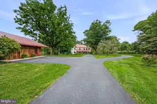 49 Rolling Green Ln, Elkton, MD 21921 - Photo 2
