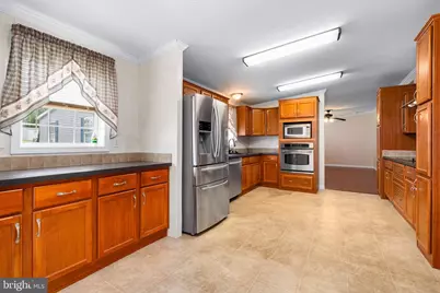 39 Queen Eleanor Drive, Elkton, MD 21921 - Photo 10