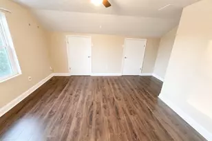 344 W Main St, Elkton, MD 21921 - Photo 12