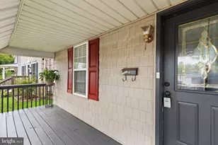 391 W Main St, Elkton, MD 21921 - Photo 2