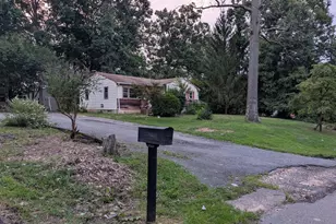 15 Acorn Dr, Elkton, MD 21921 - Photo 2