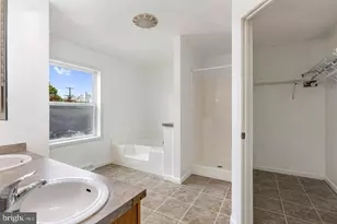 354 W Main St, Elkton, MD 21921 - Photo 18