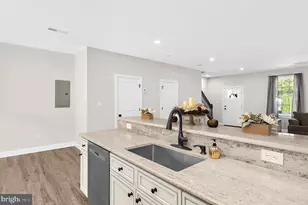 260 W Main St, Elkton, MD 21921 - Photo 24