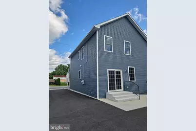 260 W Main Street, Elkton, MD 21921 - Photo 2