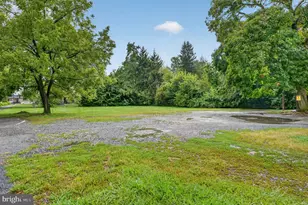 242 W Main St, Elkton, MD 21921 - Photo 36