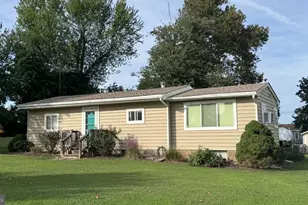 17 Midway Dr, Earleville, MD 21919 - Photo 2