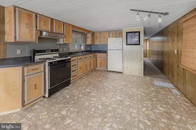 124 Chalet Lane, Vineland, NJ 08360 - Photo 4