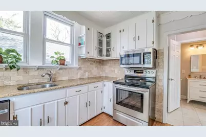 32 W Johnson Avenue, Somers Point, NJ 08244 - Photo 16