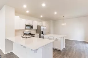 242 Lincoln St, Hammonton, NJ 08037 - Photo 4