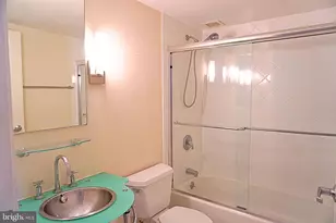 526 Pacific Ave, Atlantic City, NJ 08401 - Photo 20