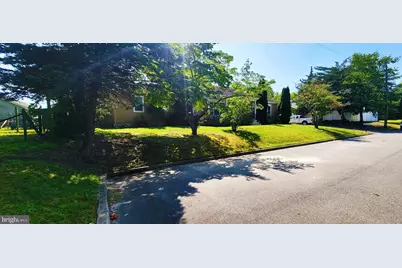 102 E Glencove Avenue, Northfield, NJ 08225 - Photo 4