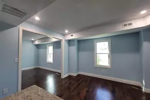 907 N Michigan Ave, Atlantic City, NJ 08401 - Photo 2