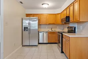 2340 Primrose Ct, Mays Landing, NJ 08330 - Photo 4