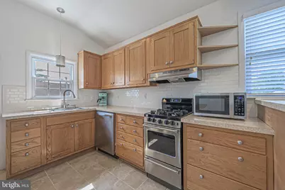 112 E Pierson Avenue, Somers Point, NJ 08244 - Photo 30