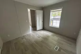 2501 Tilton Rd, Egg Harbor Township, NJ 08234 - Photo 12