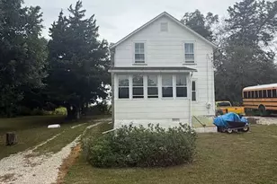 5976 Genoa Ave, Vineland, NJ 08360 - Photo 2