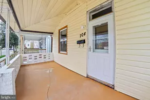 704 N Michigan Ave, Atlantic City, NJ 08401 - Photo 2