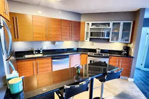 526 Pacific Ave, Atlantic City, NJ 08401 - Photo 2