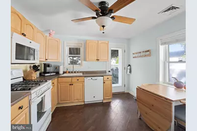 303 Garden Terrace, Somers Point, NJ 08244 - Photo 8