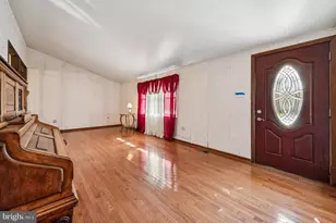 40 E Park Ave, Williamstown, NJ 08094 - Photo 2