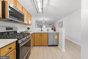 1535 Benjamin Franklin Ct, Mays Landing, NJ 08330 - Photo 2